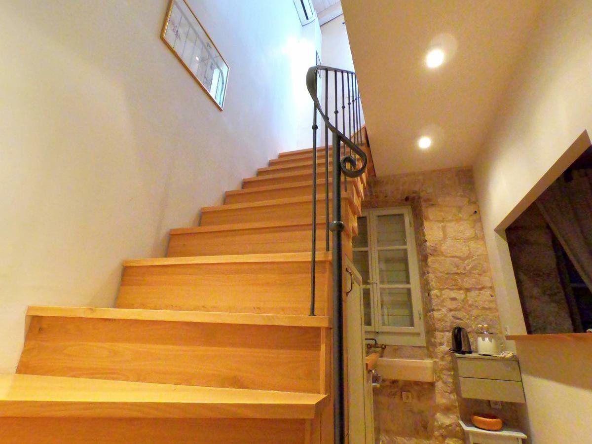 Historic Piazza House & Romantic Hidden Garden Hvar Town Exterior foto